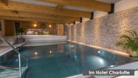 Bichlhof Appartements, mit Wellness im Hotel Charlotte - Chambres d'hôtes Seefeld in Tirol