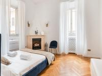 The Best Rent - Splendid three-bedroom apartment near the Trevi Fountain - Chambres d'hôtes Rome