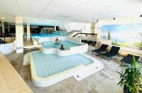 Ferienwohnung Schönblick inklusive Hallenbad, Sauna, Außenpool & Fitnessstudio, familienfreundlich ausgestattet, großes 2-Zimmer-Apartment - Chambres d'hôtes Sankt Englmar