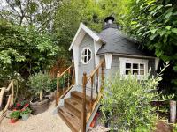 4 - BBQ Hut - Log Burner - Valley Views - B&B