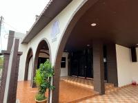 VillaMax Klebang Beach 25Pax 6Bedroom Indoor Pool Full AirConditioned near TOWN - Chambres d'hôtes Malacca