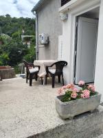 Apartments Nevija - Ferienwohnung Valun