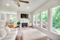 Bright and Elegant Home in High Point with Deck! - B&B