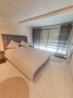 Apparemment lumineux - B&B Pierrefitte-sur-Seine