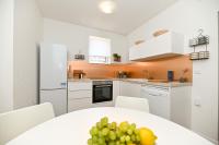 Apartment mit 1 Schlafzimmer, Balkon und Stadtblick