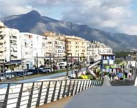 Apartamento espacioso San Pedro de Alcántara - Chambres d’hôtes