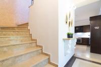 Casa D'Oro Exclusive Villa - B&B Kypseli