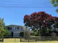 Playtime Plus - Matapouri Holiday Home - Bed and Breakfast Whangarei