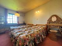 Zweibettzimmer mit Gemeinschaftsbad