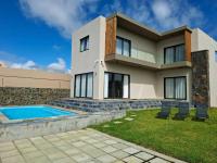 Belle Villa Moderne avec Piscine et Jardin - Ledgewood Villa - Ferienwohnung