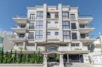 UML - Apartamentos quadra mar em Bombinhas - B&B