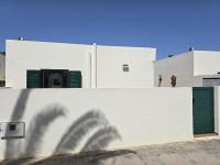 Bungalow Aqua Sol - Playa Roca residence - Sea front access - Free AC - WiFi - B&B Costa Teguise