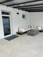 Apartmán 365 VAJANA & Jacuzzi, wallbox, free parking - B&B Piešťany