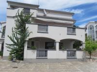 Apartmani Di-Ana - B&B Pakoštane