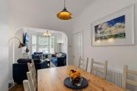 Maple House - Park View Sleeps 7 - B&B