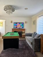 Comfortable Spacious 2BR Furnished Property with Parking - B&B