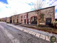 The Roots - B&B Marcouray