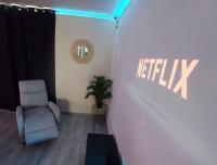 Cinéma room 2 chambres séparées - Chambres d’hôtes Morlaix