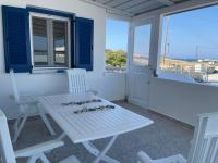 Karras House - B&B Kimolos