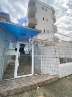 Canto forte- Apto 112 c/varanda - até 5 hóspedes- garagem - WI FI e 200 metros da Praia, 50 metros da Av Gastronômica da PG - Chambres d'hôtes Praia Grande