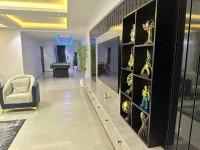 Waterfront 3bedroom with Ps5, snooker, pool in admiralty, lekki phase1 - B&B