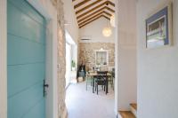 Stone House Lole - B&B