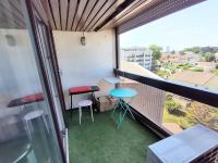 Charmant T3 avec parking limite Lyon8 Vénissieux - Bed and Breakfast