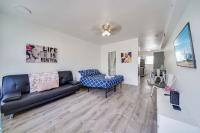 Deco Ocean Dr Deal, w/2 Queen Beds, South Beach - B&B