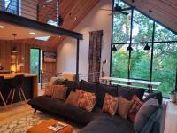 This Deluxe Modern New 3-Story Home With Central Ac Offers The Best Of Bozeman! - Chambres d'hôtes Bozeman