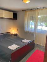 Jázmin Apartmanok - B&B