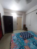Lovely 2-bedroom condo with patio - B&B