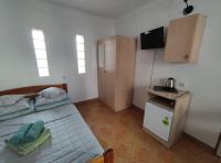 Dreibettzimmer mit eigenem Bad
