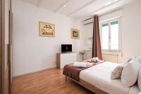 Penthouse 200 meters from metro Wi-Fi and AC - Ferienwohnung Rom