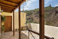 House Sleeps6-Parking-Garden-Pool in summer-Pet - Chambres d’hôtes Tejeda
