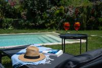 La ferme Saint-Antoine - Bed and Breakfast Gassin