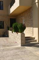 APARTMENTS BY THE SEA - B&B