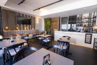 Diora'S Hotel and Apartments - B&B Valona