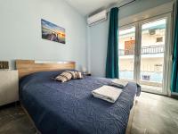 One-Bedroom Apartment with Terrace