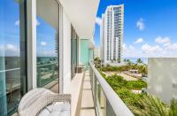 Wake Up to the Sound of Waves in a Stylish Condo in a Luxury Resort - B&B