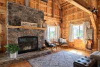 The Rustic Retreat - Bed and Breakfast Pearl City