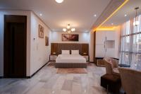 Deluxe King Suite