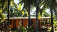 Cabinas Caribe Luna - Bed and Breakfast Cahuita