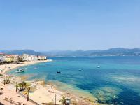 Front de mer Beau T3 climatisé Balcon Parking Ajaccio - B&B