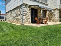 Un écrin verdoyant au calme - Bed and Breakfast Nîmes