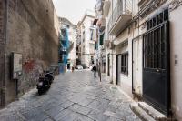 Pisanelli Blu By HouseinNaples - B&B Napoli