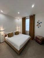 Villa Lualdi Suite Sanremo - Bed and Breakfast San Remo