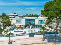 UHC Villa Portofino - Chambres d’hôtes Cambrils