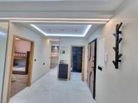 Trendy 2-Bedroom Oasis Near Top Restaurants and Cafes - Air Conditioners! - Chambres d'hôtes Tanger
