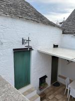 TRULLALLERO la casa di Noemi - B&B Alberobello