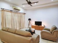 10min to IPOH TOWN gunung lang 4br4bath 14 pax - B&B Ipoh